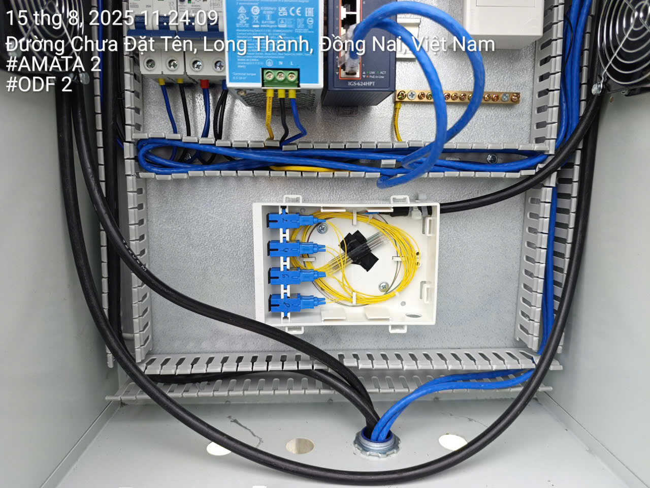 Đấu nối cáp quang thẩm mỹ